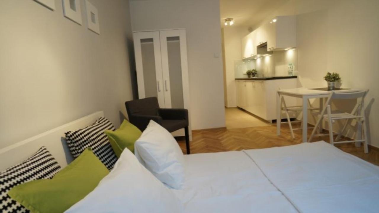 Apartment Bagno Centre 16 Warschau